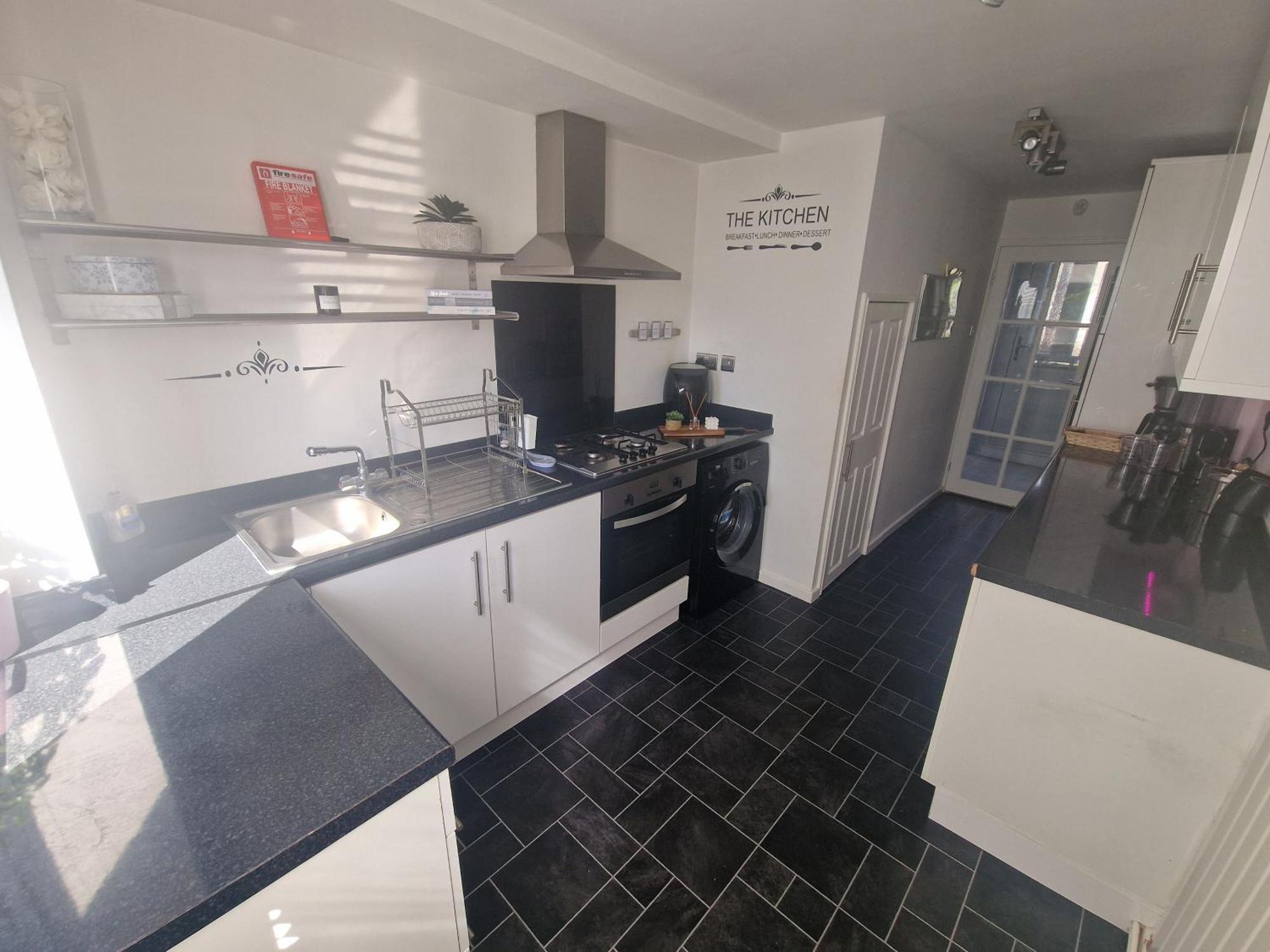 Stylish & Modern 2 Bed House With Free Parking Leeds Apartment Leeds  Bagian luar foto