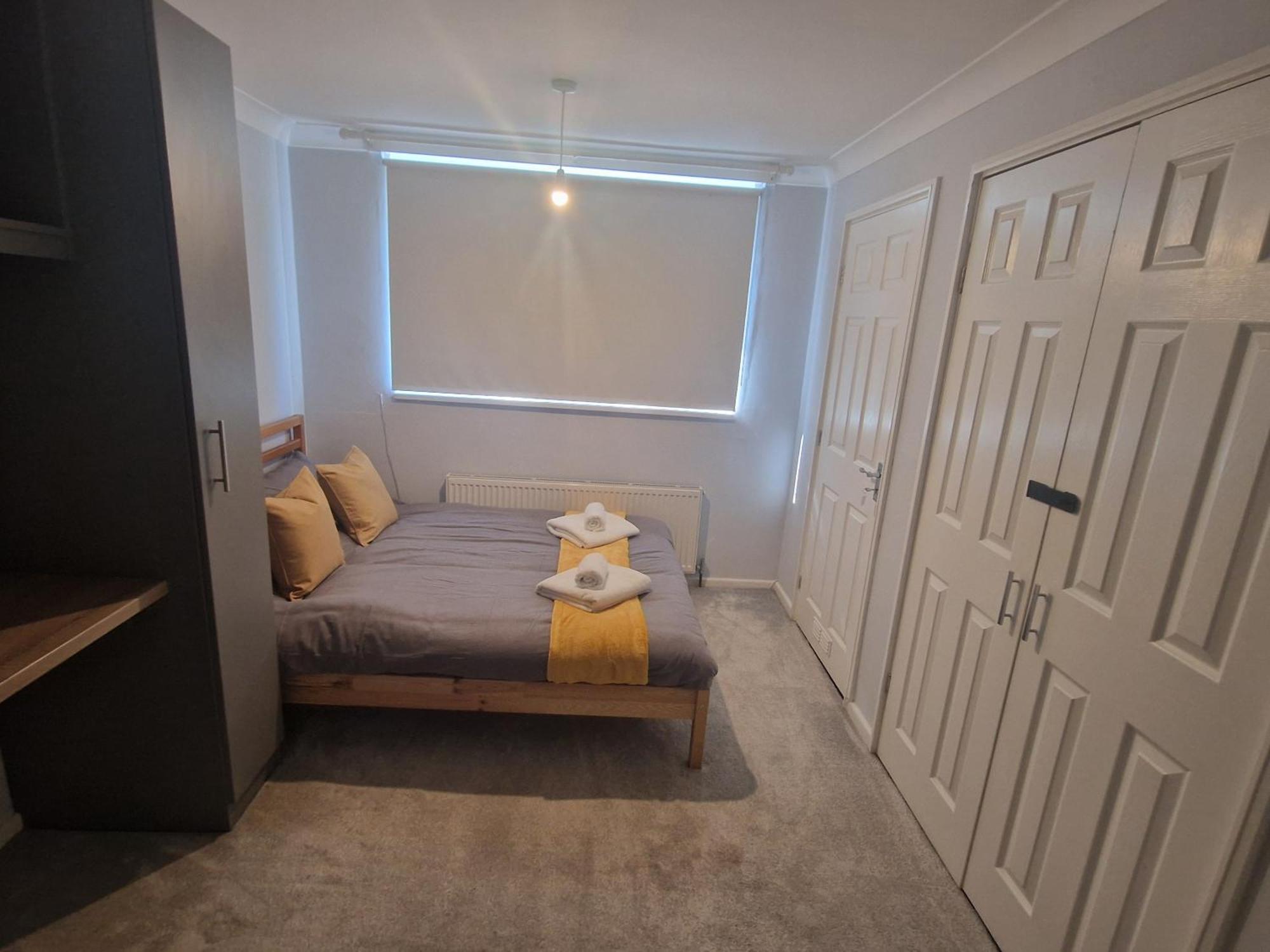 Stylish & Modern 2 Bed House With Free Parking Leeds Apartment Leeds  Bagian luar foto